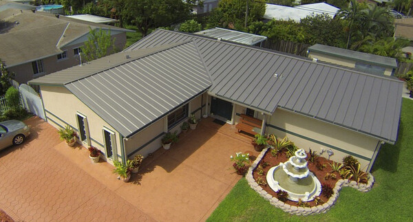 Metal Roof Installation Services in Miami, FL (1)
