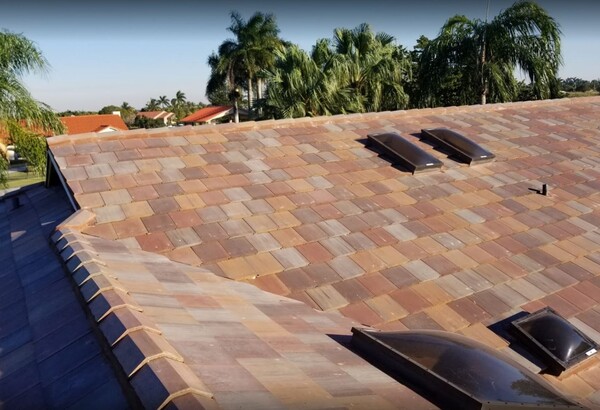 Tile Roofing Services in Miami, FL (1)